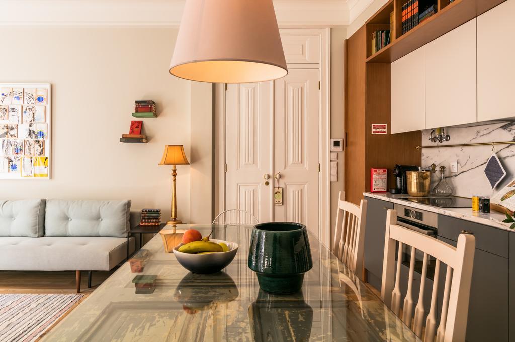 อัลมาเรีย - เอ็กซ์ ลิบริส อพาร์ตเมนต์ | เชียด Apartment ลิสบอน ภายนอก รูปภาพ